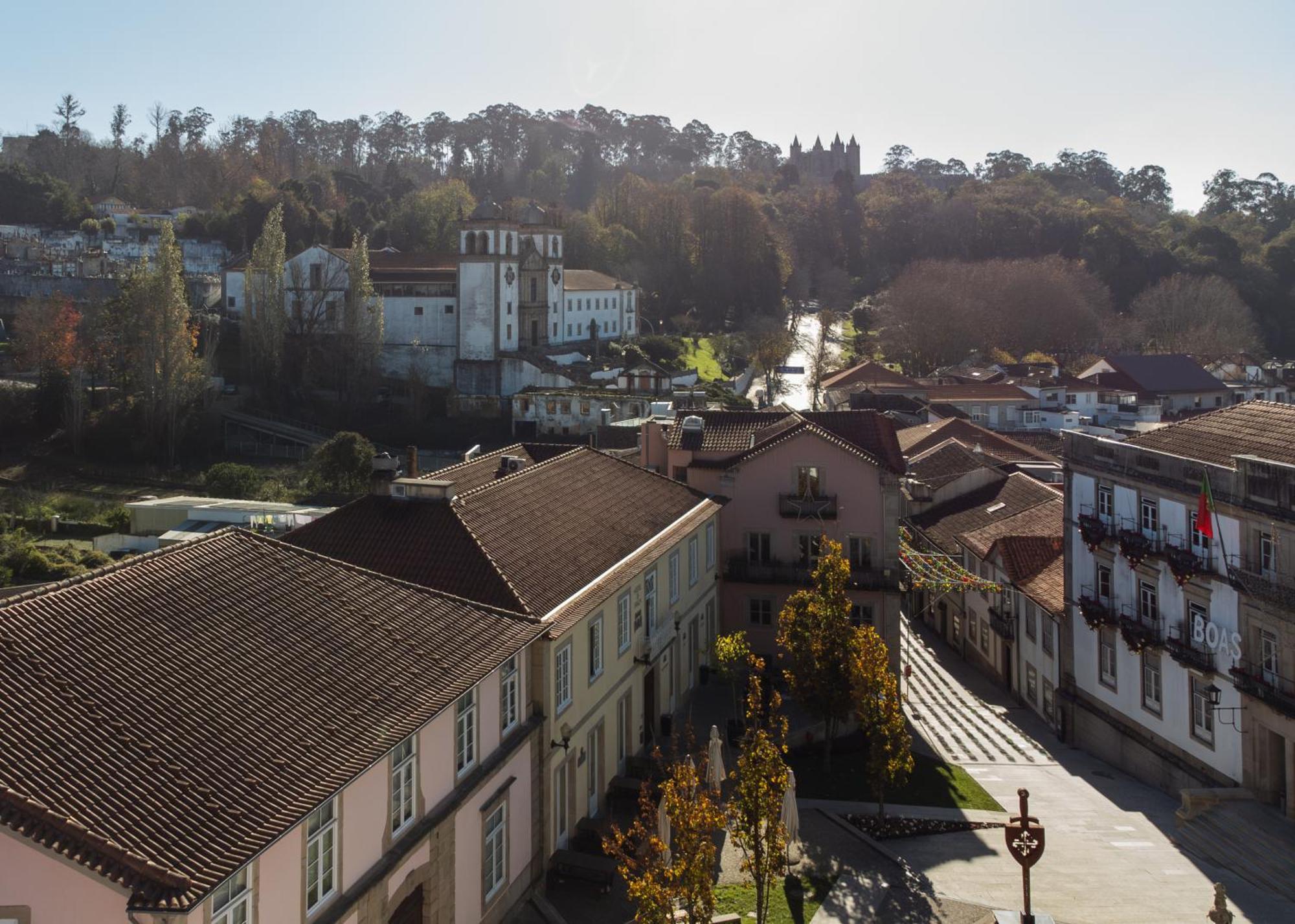 Da Praca Vandrerhjem Santa Maria da Feira Eksteriør bilde